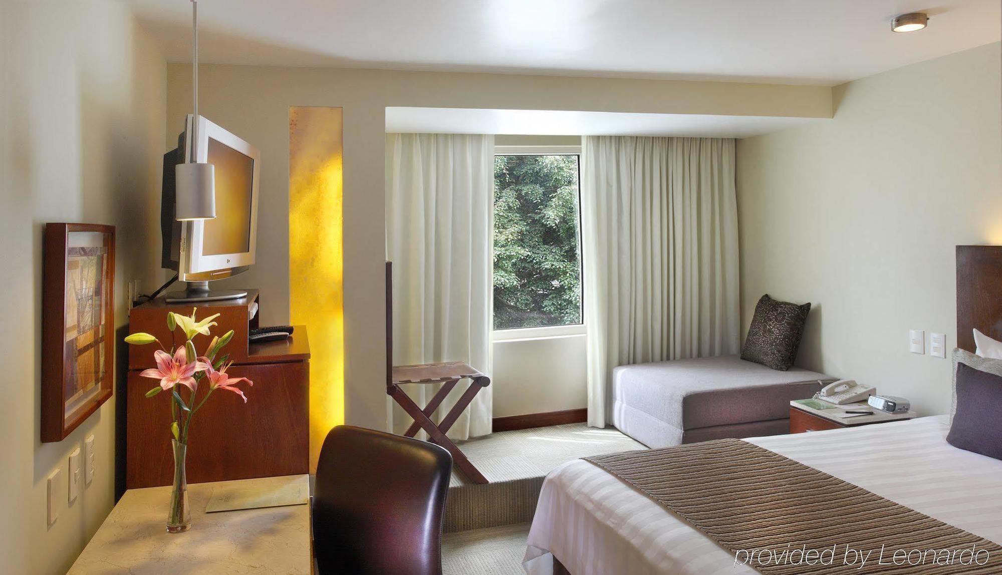 Emporio Reforma Hotel Cidade do México Exterior foto A room at the hotel